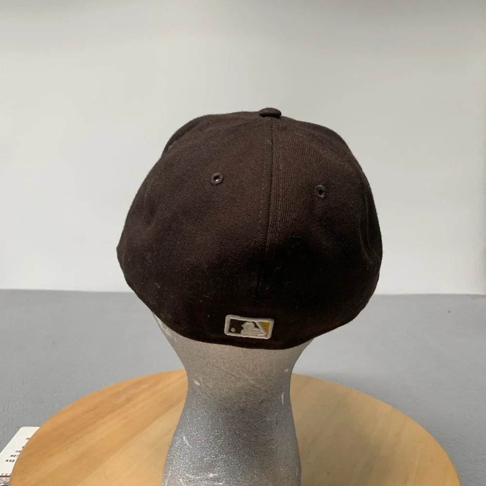 New Era 59FIFTY San Diego Padres Fitted Hat Size 7 1/8 MLB Brown Gold Cap MINT